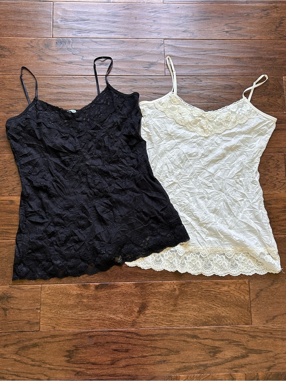 Two Y2K VTG Maurices Sz Large Lace Trim Crinkle Camis